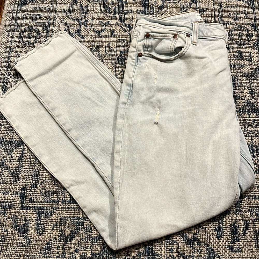 Abercrombie & Fitch Light Wash Women's Jeans